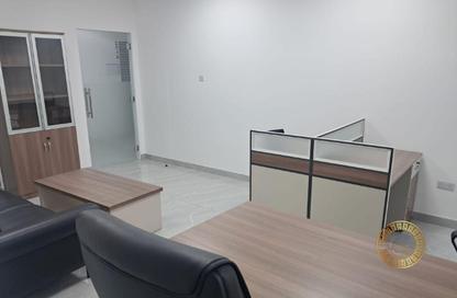 Office Space - Studio - 3 Bathrooms for rent in Gulf Residence Tower B - Oud Metha - Bur Dubai - Dubai