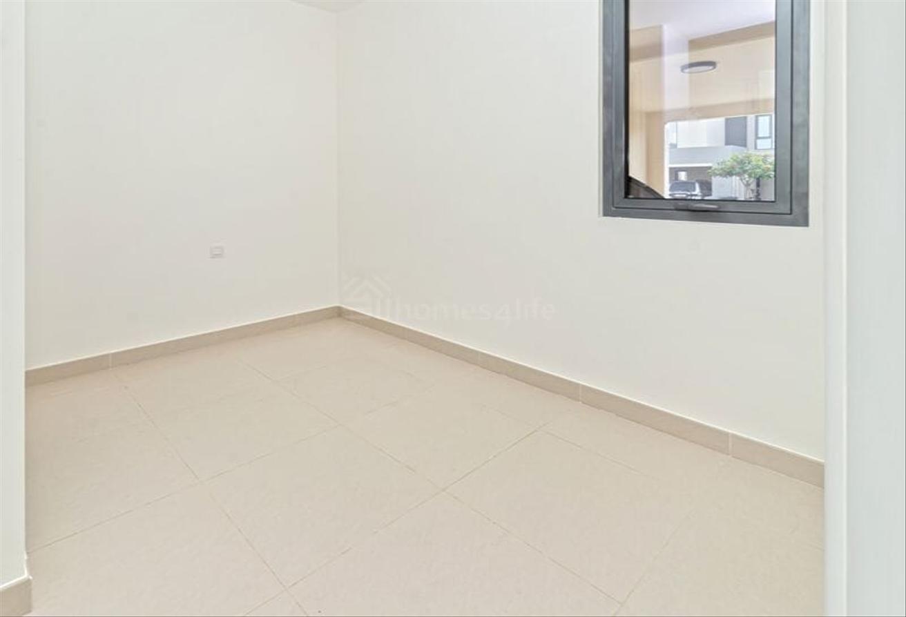 Single Row | Type 2M | 3BR + Maid | Vacant Soon photo 16