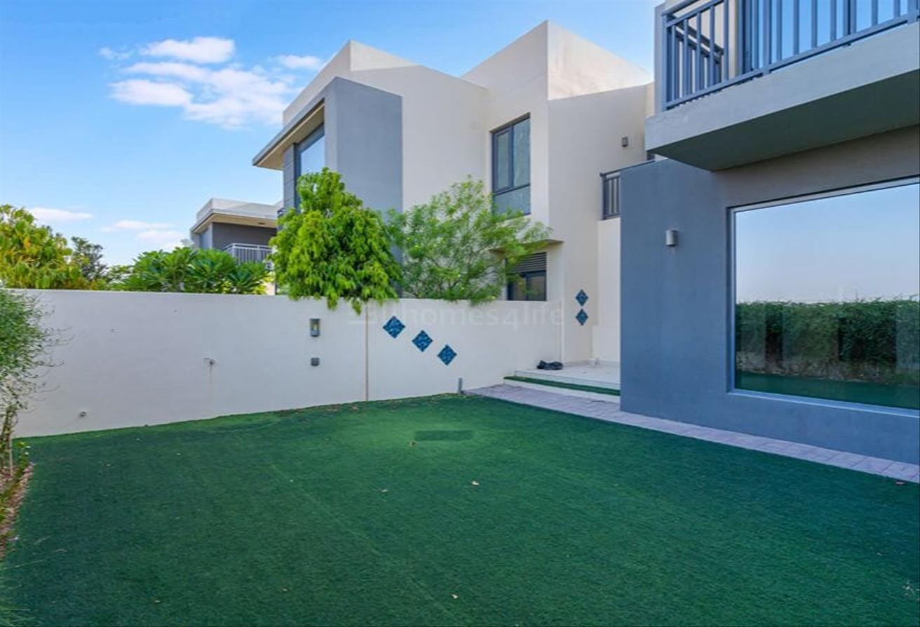 Single Row | Type 2M | 3BR + Maid | Vacant Soon photo 6