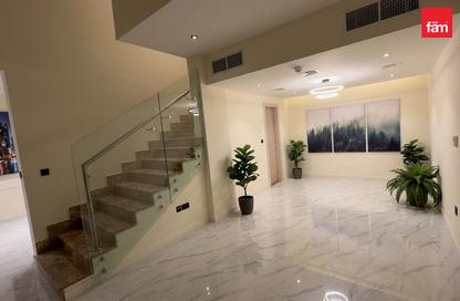 Townhouse - 2 - 3 for rent in Rukan 3 - Rukan - Dubai