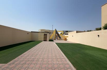Villa - 4 - 4 for rent in Barashi - Al Badie - Sharjah