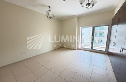 Apartment - 2 - 3 for rent in Mazaya 6 - Queue Point - Liwan - Dubai