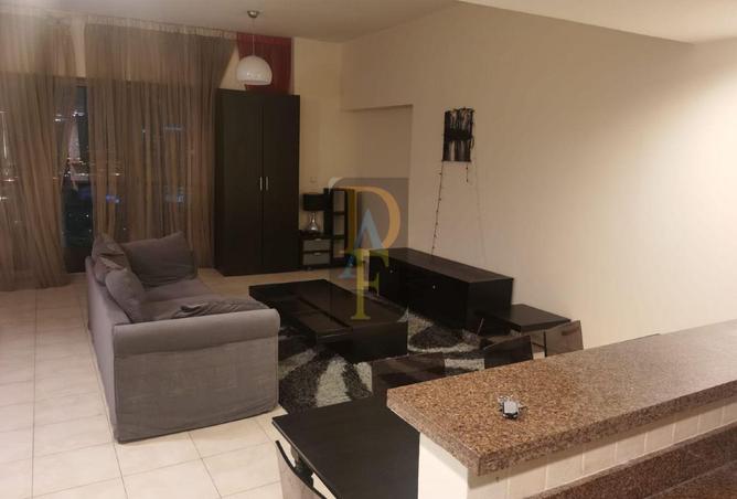 102822472 - Property Image 3