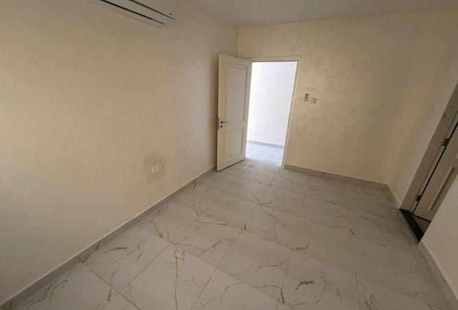 60142671 - Property Image 2