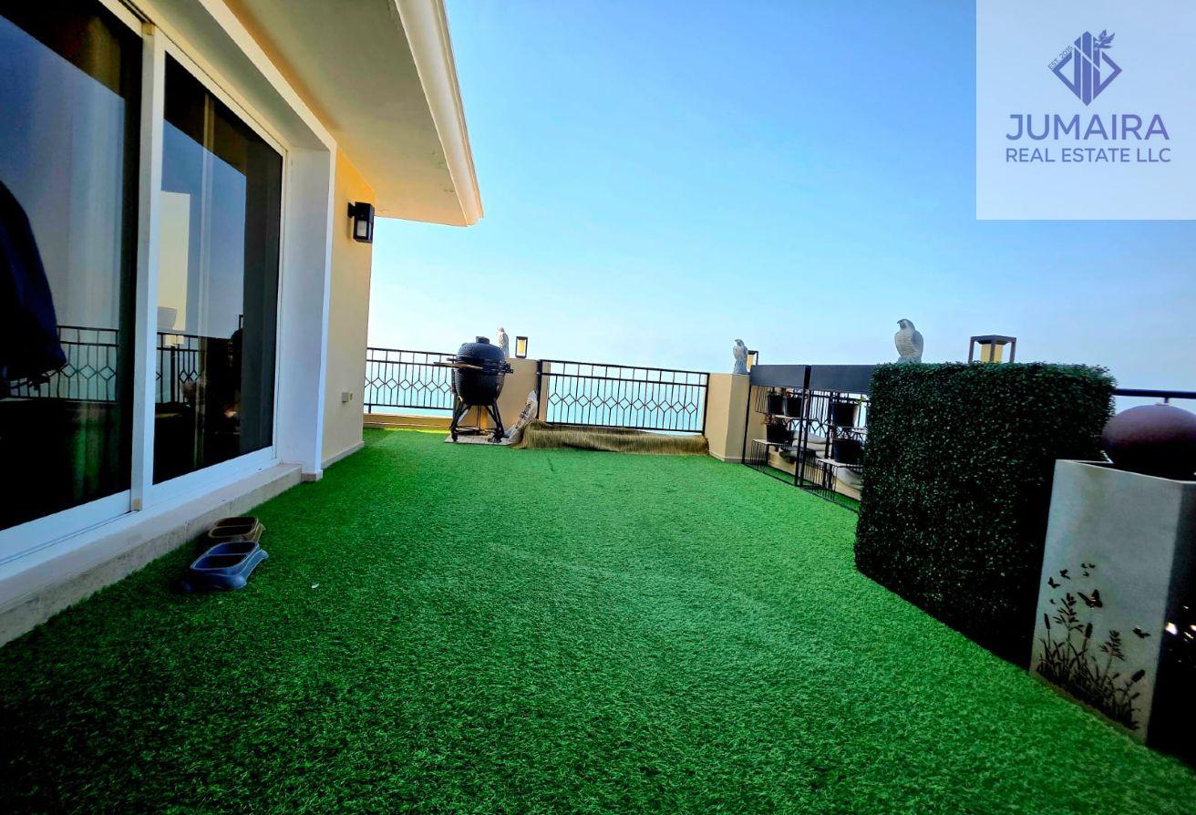 3 Bedroom Apartment | High floor | Full sea view