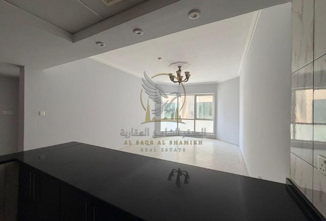 135648649 - Property Image 2