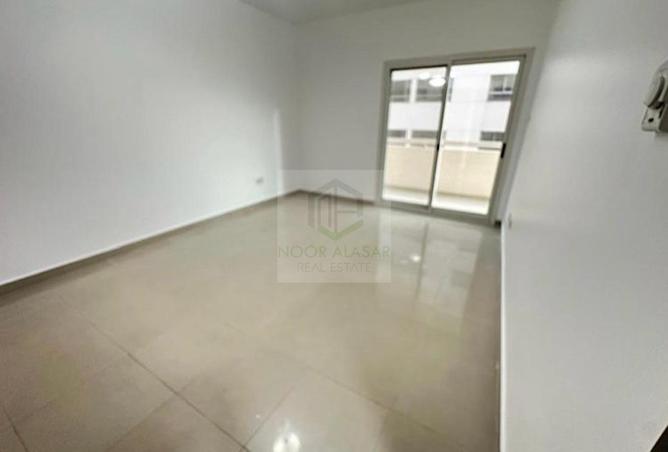 93146122 - Property Image 3
