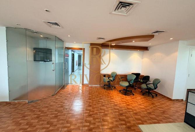83668019 - Property Image 2
