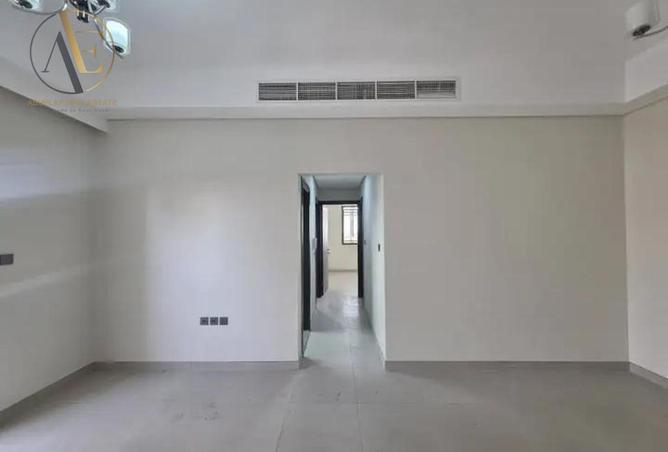 112303300 - Property Image 2