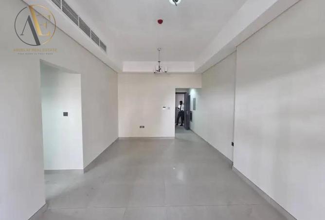 112303300 - Property Image 3