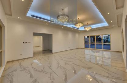 Villa - 5 - 6 for rent in Nad Al Sheba 4 - Nad Al Sheba - Dubai Villa - 5 - 6 for rent in Nad Al Sheba 4 - Nad Al Sheba - Dubai