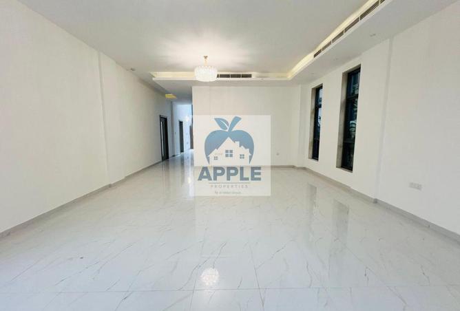 125642217 - Property Image 2
