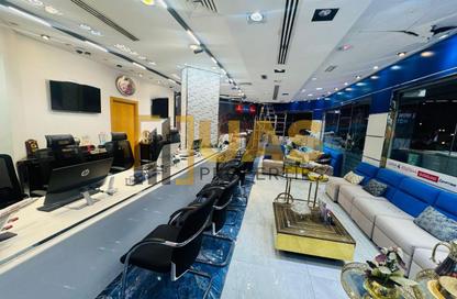 Shop - Studio for rent in Al Karama - Bur Dubai - Dubai Shop - Studio for rent in Al Karama - Bur Dubai - Dubai