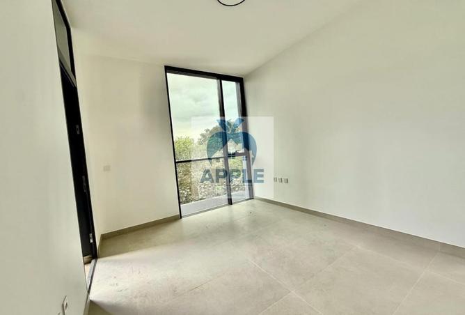 98276474 - Property Image 3