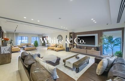 Apartment - 3 - 3 for sale in Plaza Boutique 15 - Executive Towers - Business Bay - Dubai