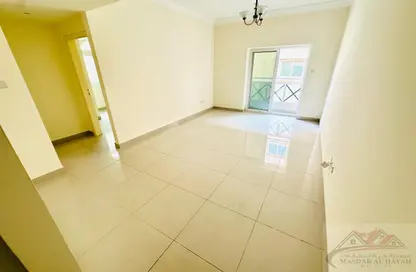 Apartment - 1 Bedroom - 2 Bathrooms for rent in Muwaileh 29 Building - Muwaileh - Sharjah