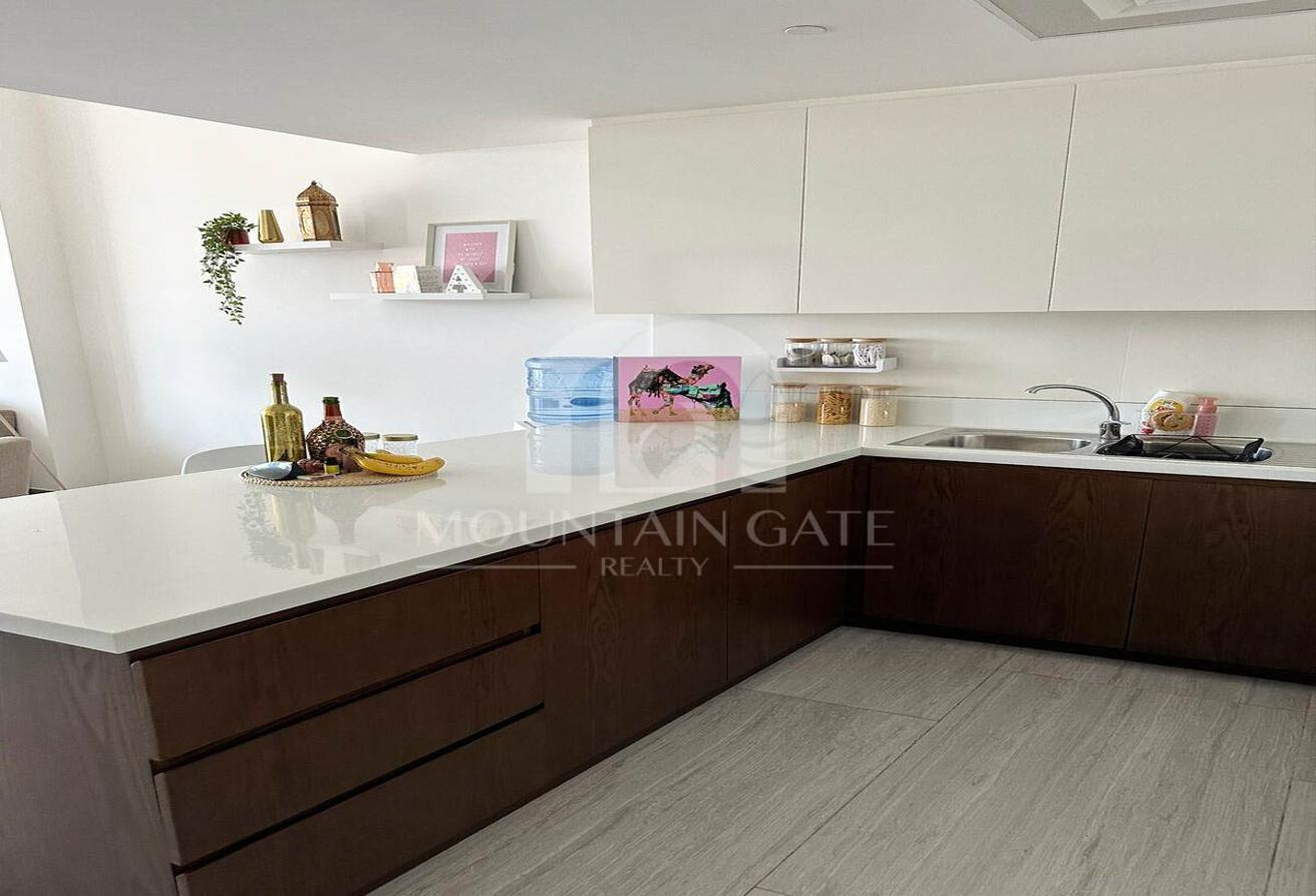 Fully Furnished Great Amenities | Modern Design photo 16