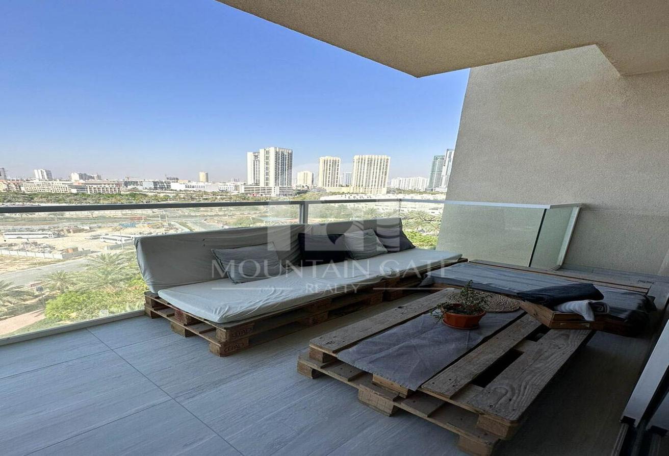 Fully Furnished Great Amenities | Modern Design photo 14
