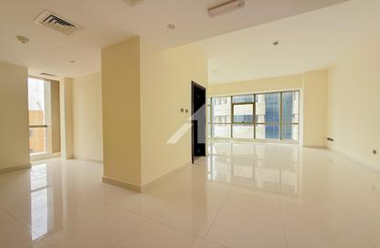 Office Space - Studio - 1 Bathroom for rent in Gevora Hotel - Sheikh Zayed Road - Dubai Office Space - Studio - 1 Bathroom for rent in Gevora Hotel - Sheikh Zayed Road - Dubai