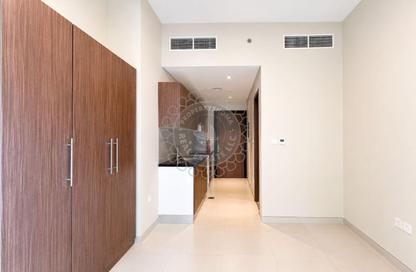 Apartment - Studio - 1 Bathroom for rent in Sun Point Dubai A - Sun Point Dubai - Dubai Production City (IMPZ) - Dubai Apartment - Studio - 1 Bathroom for rent in Sun Point Dubai A - Sun Point Dubai - Dubai Production City (IMPZ) - Dubai