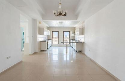 Apartment - 2 - 2 for rent in Al Majaz 3 - Al Majaz - Sharjah Apartment - 2 - 2 for rent in Al Majaz 3 - Al Majaz - Sharjah