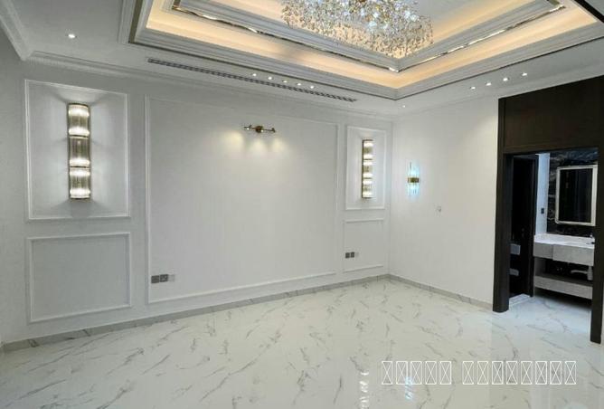 76569947 - Property Image 3