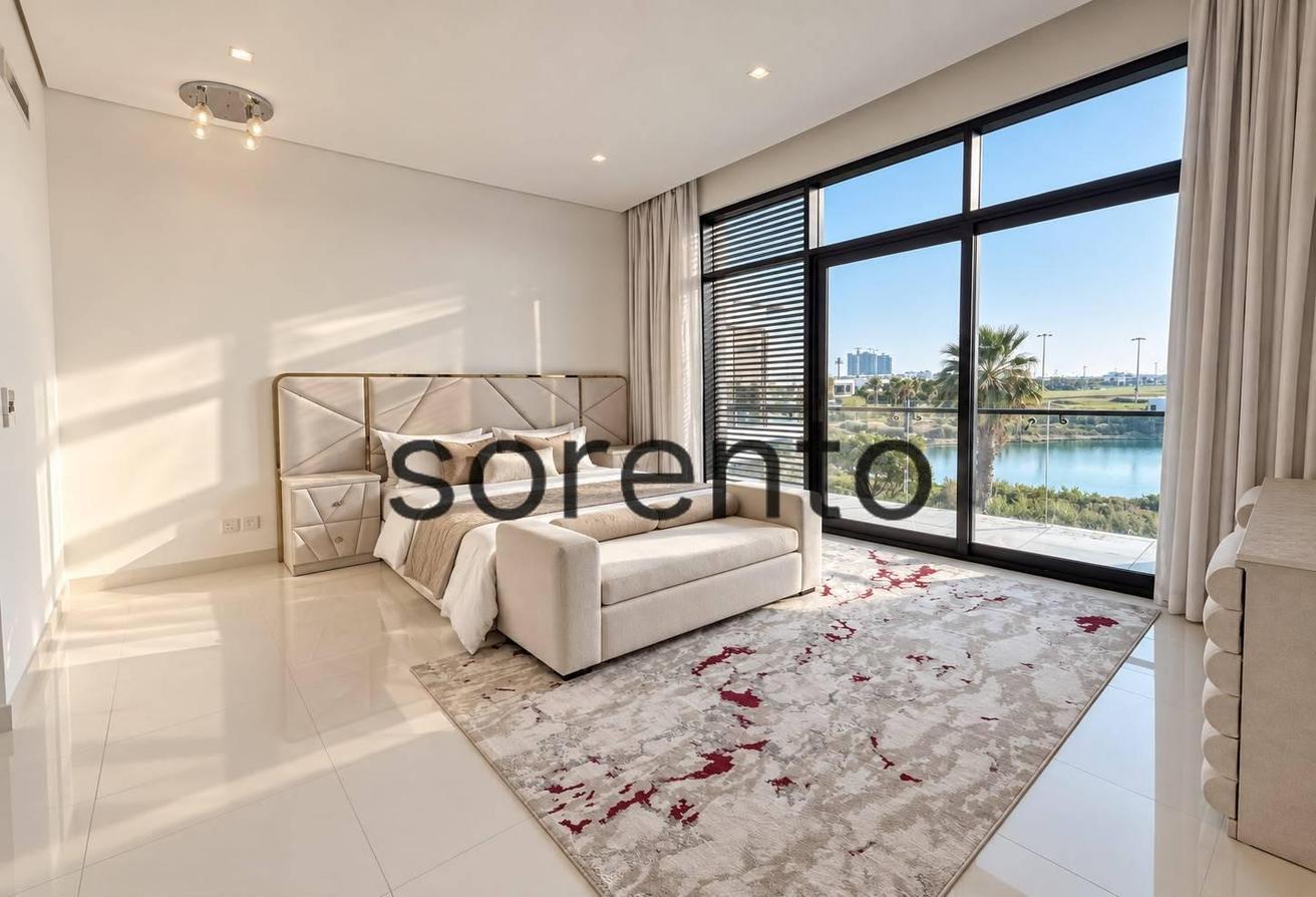 FULL GOLF VIEW | FURNISHED | UPGRADED photo 9