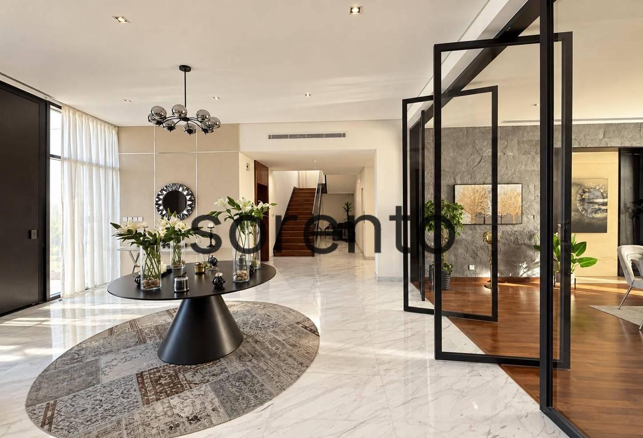 FULL GOLF VIEW | FURNISHED | UPGRADED photo 4