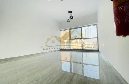 Apartment - 1 Bedroom - 2 Bathrooms for rent in Jumeirah Garden City - Al Satwa - Dubai