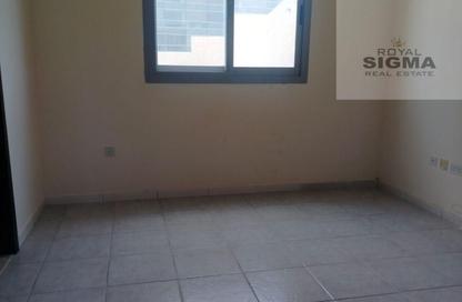Apartment - Studio - 1 Bathroom for rent in Al Muraqqabat - Deira - Dubai