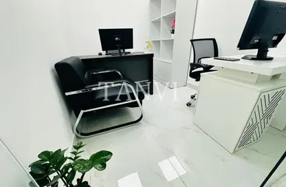 Office Space - Studio - 1 Bathroom for rent in Reem Residency - Al Karama - Bur Dubai - Dubai