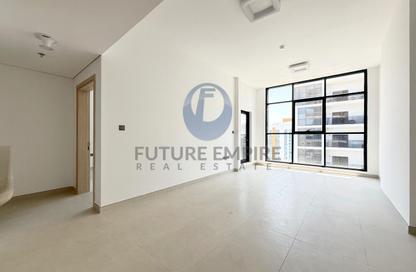 Apartment - 1 Bedroom - 2 Bathrooms for rent in Karimian 3 - Jumeirah Garden City - Al Satwa - Dubai