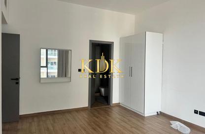 Apartment - 2 - 3 for rent in V2 - Dubai Sports City - Dubai
