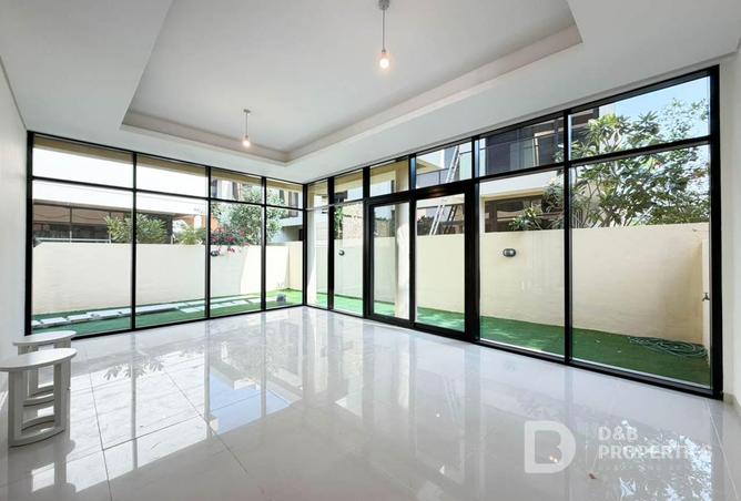 58571652 - Property Image 2