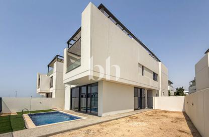 Villa - 6 - 7+ for sale in Sun Island - Ajmal Makan City - Sharjah Waterfront City - Sharjah
