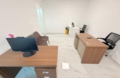 Office Space - Studio - 1 for rent in Fatima Mohammad Ahmad Bin Suleiman Building - Al Raffa - Bur Dubai - Dubai