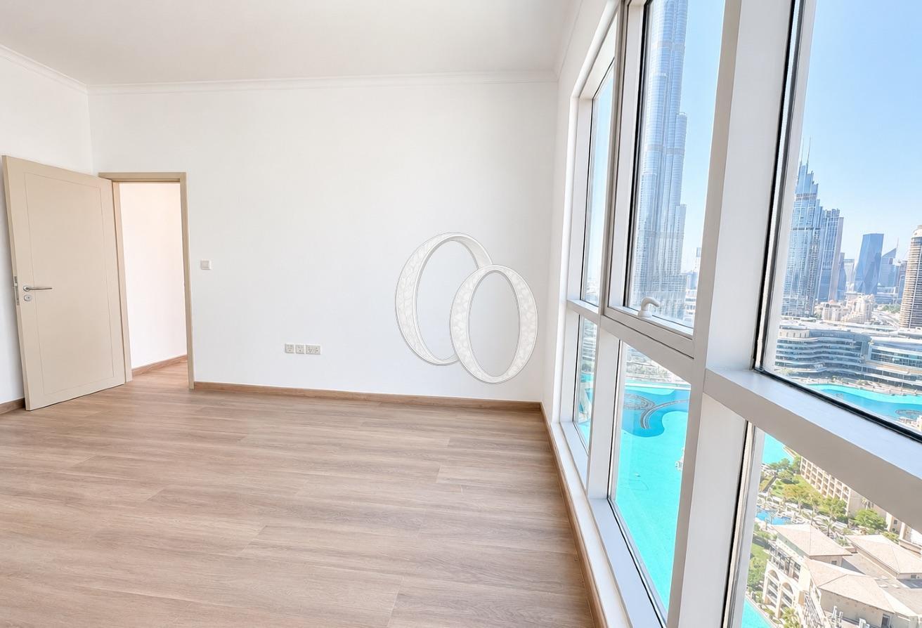 Burj Views | 3 Bedroom Upgraded | Ready Vacant photo 8