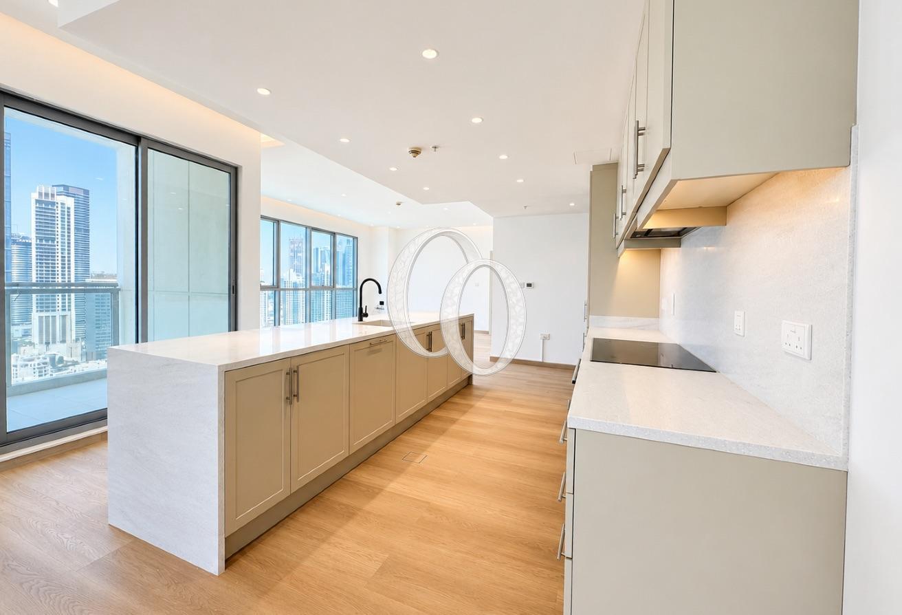 Burj Views | 3 Bedroom Upgraded | Ready Vacant photo 5