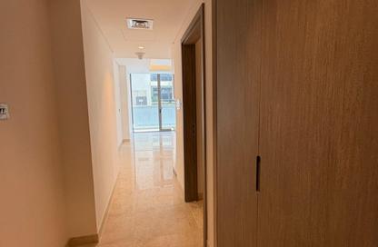 Apartment - Studio - 1 for rent in The Sterling East - The Sterling - Business Bay - Dubai