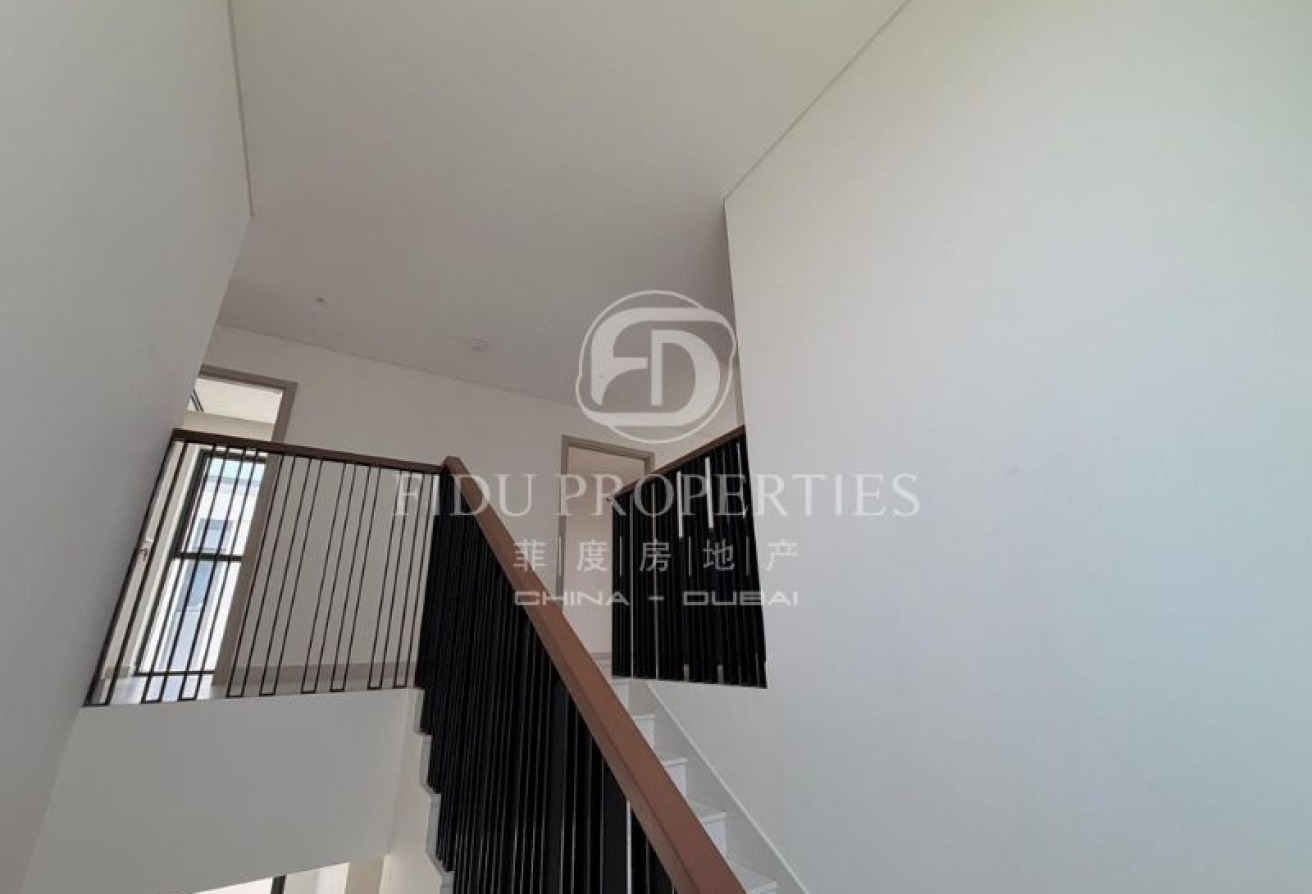4-bedroom Plus Study | Full Golf Course View