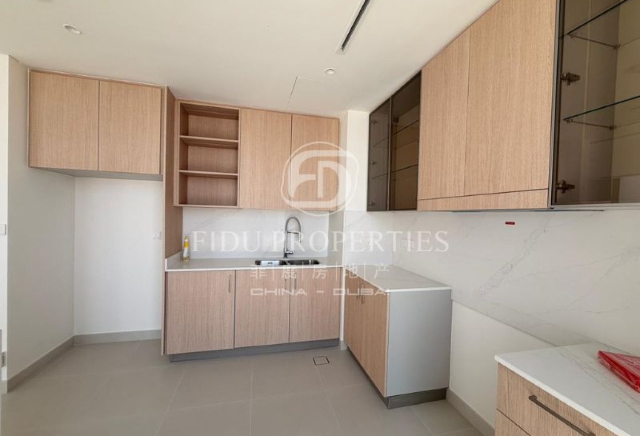 4-bedroom Plus Study | Full Golf Course View