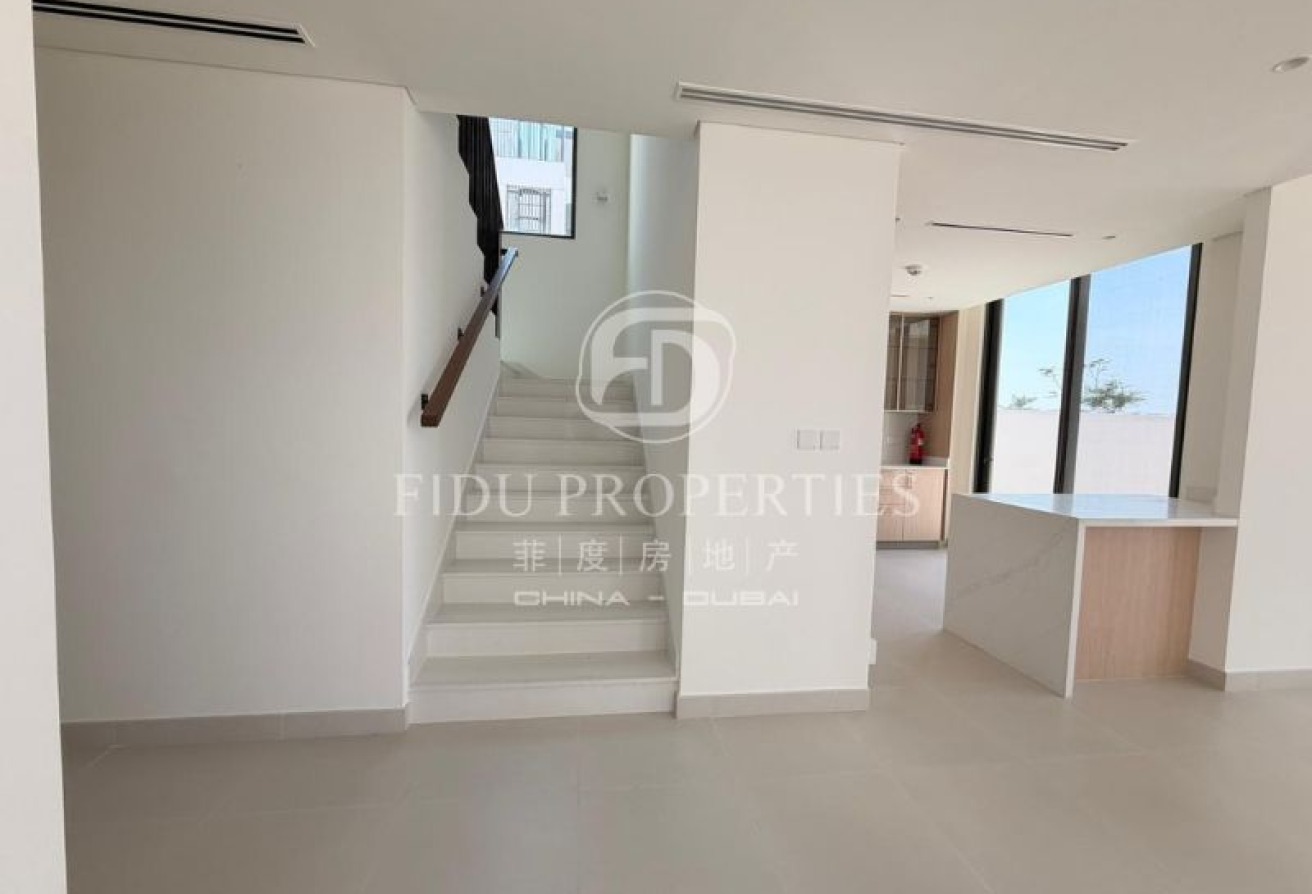 4-bedroom Plus Study | Full Golf Course View