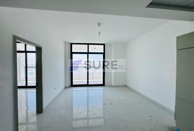 105976018 - Property Main Image