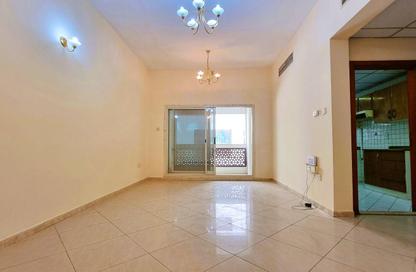 Apartment - 2 Bedrooms - 3 Bathrooms for rent in Al Hamriya - Bur Dubai - Dubai