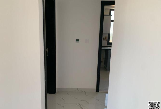 74258652 - Property Image 2