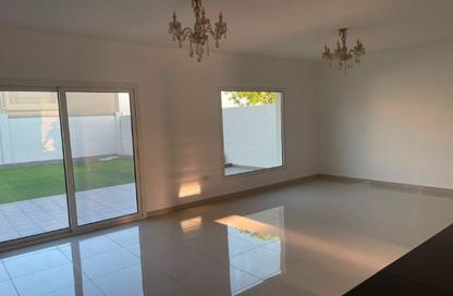 Villa - 2 Bedrooms - 4 Bathrooms for sale in Manazel Al Reef 2 - Al Samha - Abu Dhabi