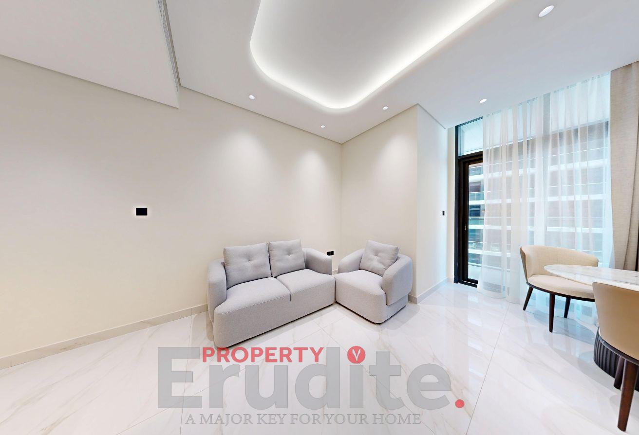 Brand New - Spacious - Furnished photo 4
