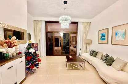 شقة - 2 غرف نوم - 3 حمامات للايجار في 1A شقق وردة - وردة أبارتمنتس 1 - شقق وردة - تاون سكوير - دبي