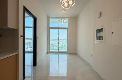 شقة - غرفة نوم - 1 حمام للايجار في سكايز من دانوب - ارجان - دبي