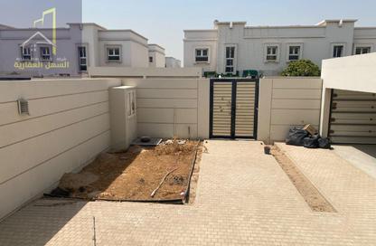 Apartment - 3 - 4 for rent in Barashi - Al Badie - Sharjah
